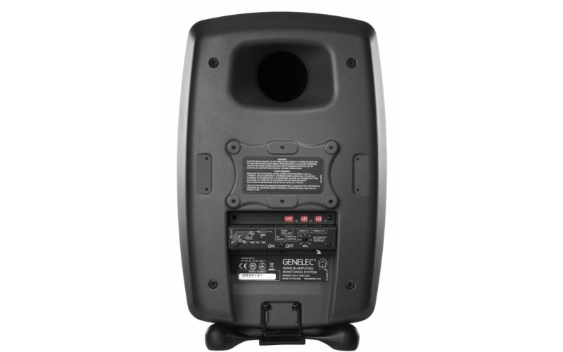 GENELEC 8050BPM студийный активный 2-полосный монитор