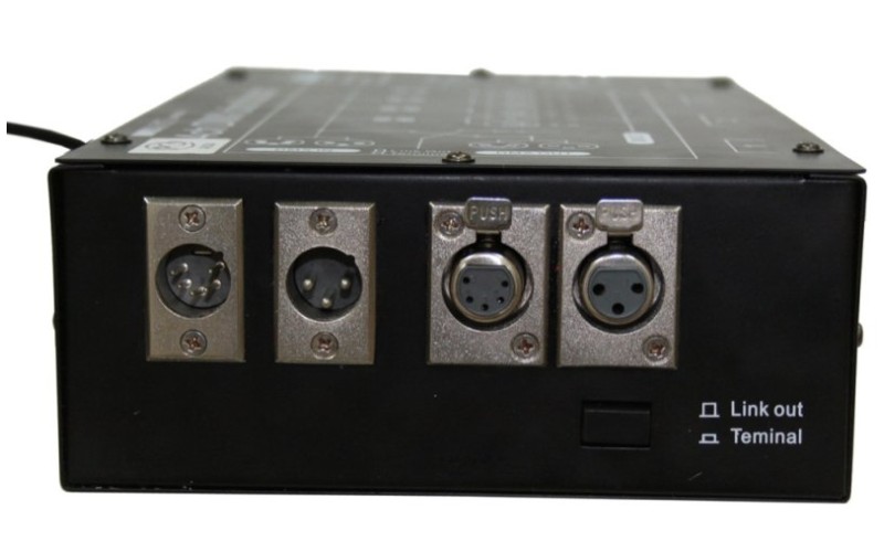 Involight DMXD400 - сплиттер DMX сигнала, 1 вход XLR, 4 выхода XLR, гальваническая развязка