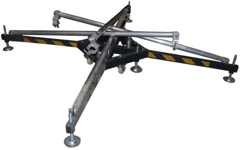 INVOLIGHT ISX29-BWL - площадка опорная для сценических комплексов (в комплекте лапы 4шт  откосы 4шт)