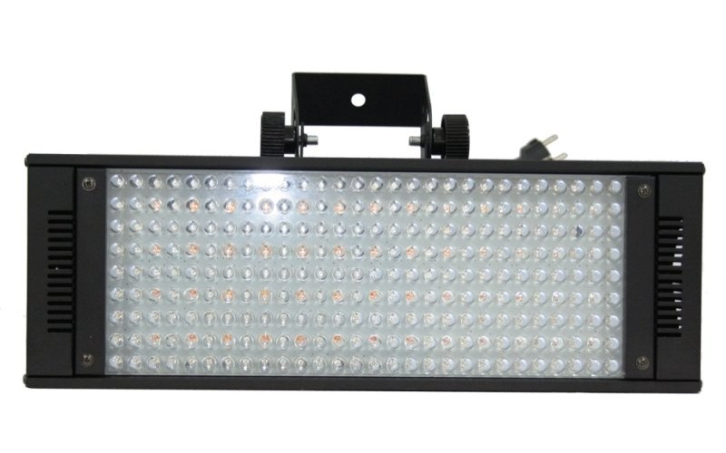 Involight LEDStrob140 - светодиодный RGB стробоскоп, DMX-512, звуковая активация, авто