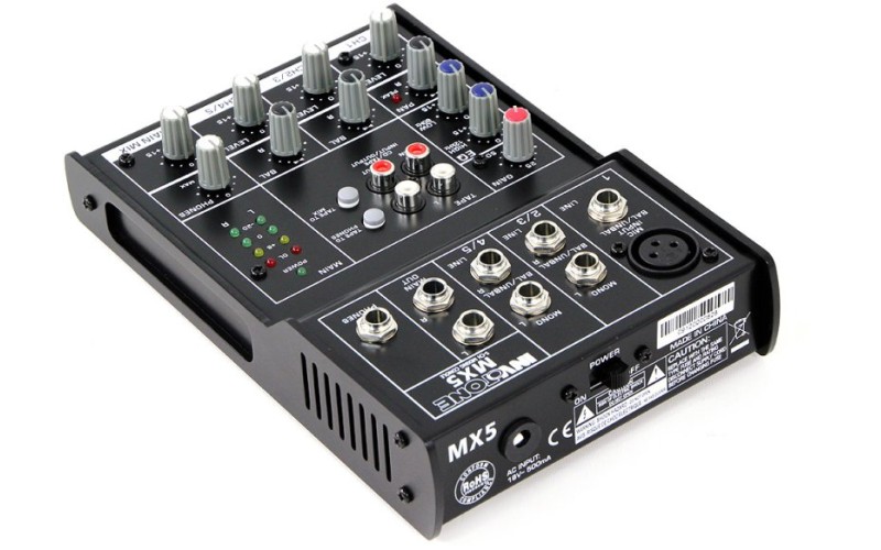 Invotone MX5 - микшерный пульт, 1 микрофонный вход, ,XLR и балансный Jack,2 стерео входа