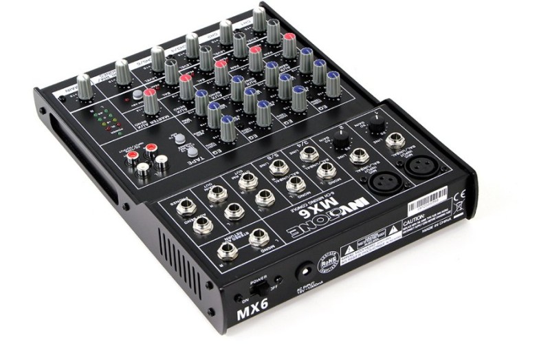 Invotone MX6 - микшерный пульт,2 микрофонных входа, XLR и балансный Jack,2 стерео входа.