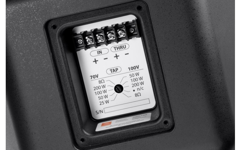 JBL AWC82-BK - коаксиальная 2-х полос. всепогодная АС IP56, ABS корпус,  НЧ 8