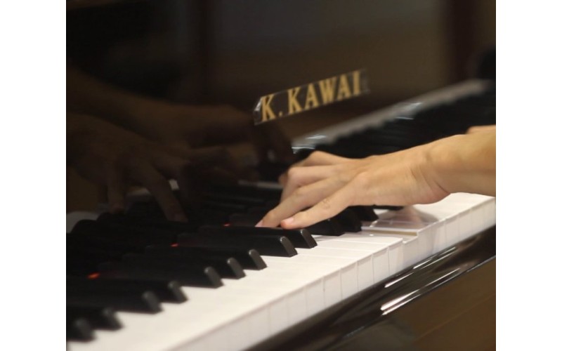 Kawai GL-30 M/PEP кабинетный рояль, длина 166см, черный полированный