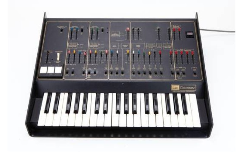 KORG ARP ODYSSEY аналоговый синтезатор, уменьшенная модель, 86% оригинала, лицевая панель черная, с
