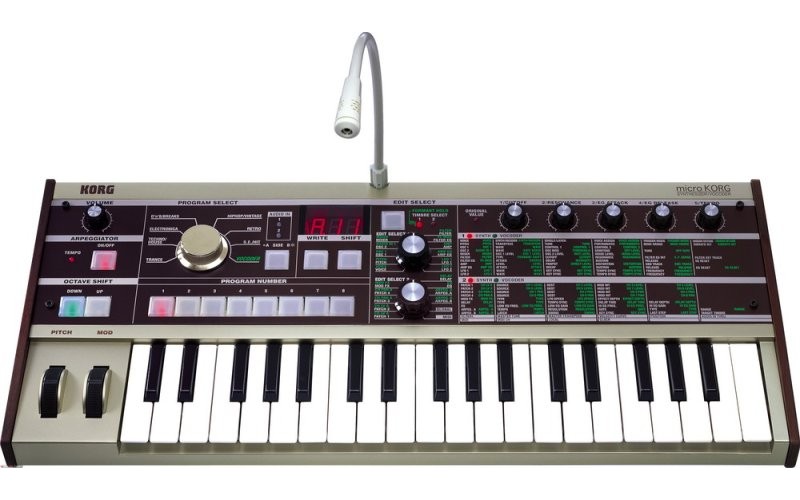 KORG MICROKORG MK1 синтезатор аналогового моделирования с функцией вокодера, 37 кл