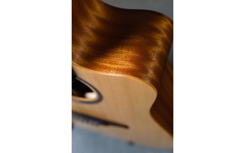 LAG T70DCE - Электроакустическая гитара, Дредноут