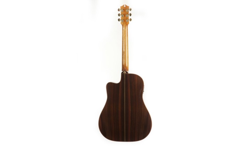 Maton EM100C - электроакустическая гитара, Dreadnought с вырезом