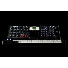 Moog Minimoog Voyager Electric Blue Edition аналоговый синтезатор, 44кл