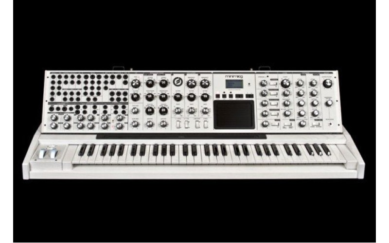Moog Minimoog Voyager XL White аналоговый синтезатор, 61кл