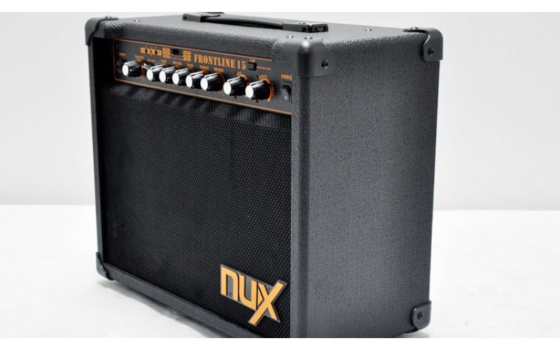 Nux Cherub Frontline-15 Цифровой гитарный комбоусилитель 