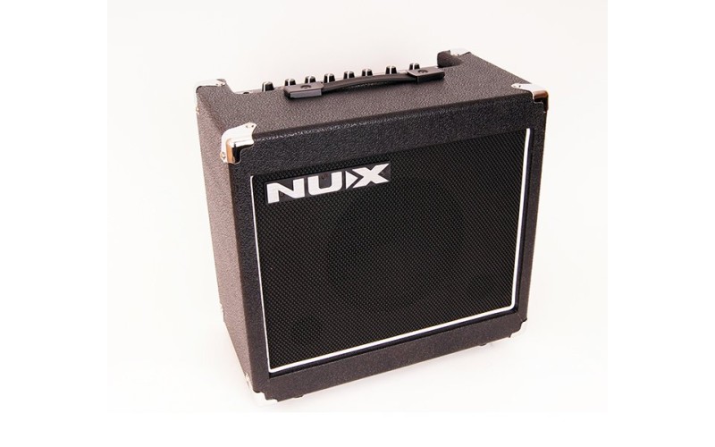 NUX Mighty15SE - гитарный комбо 15вт