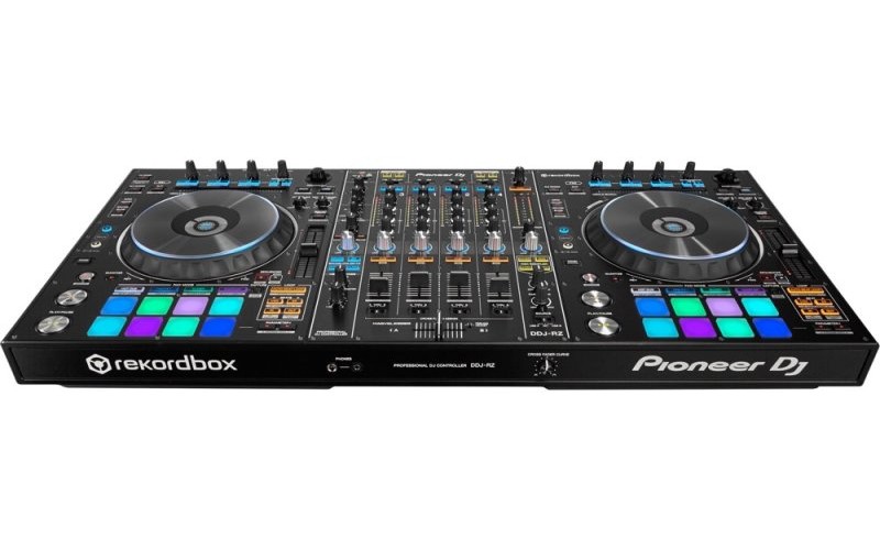Pioneer DDJ-RZ - DJ-контроллер для Rekordbox DJ