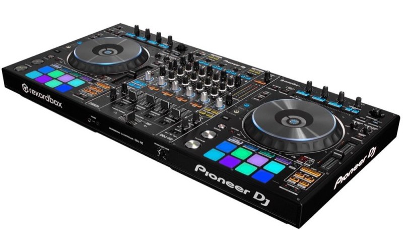Pioneer DDJ-RZ - DJ-контроллер для Rekordbox DJ