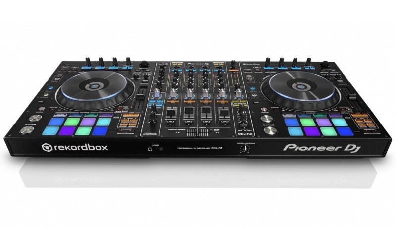 Pioneer DDJ-RZ - DJ-контроллер для Rekordbox DJ