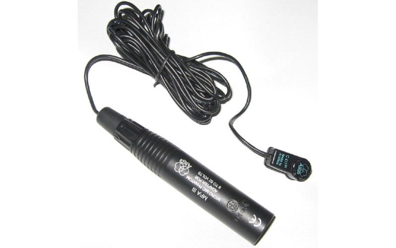 AKG C411PP микрофон для струнных инструментов