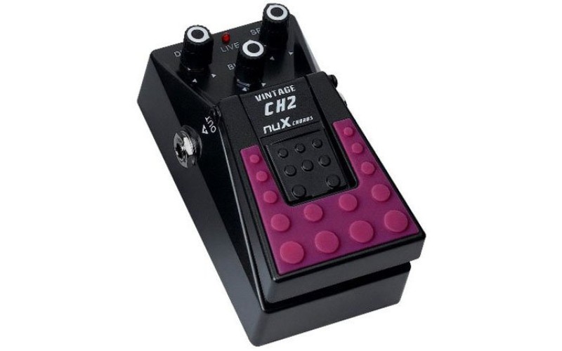 NUX CH2 - педаль эффектов для гитары