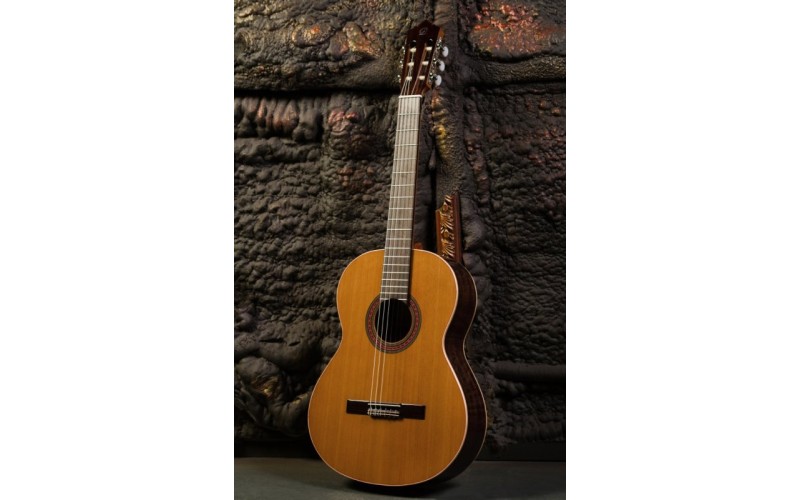 PEREZ 620 Cedar - классическая гитара