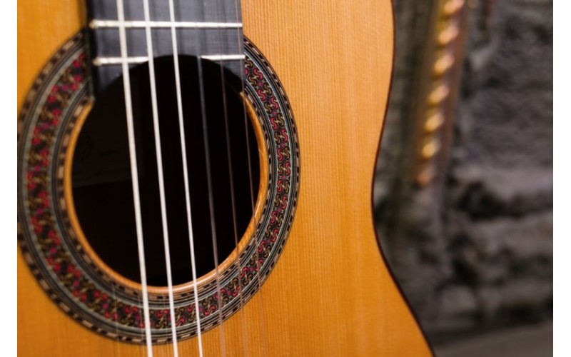 PEREZ 640 Cedar - классическая гитара