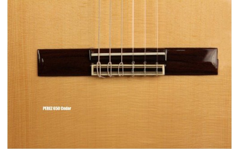 PEREZ 640 Spruce - клаccическая гитара