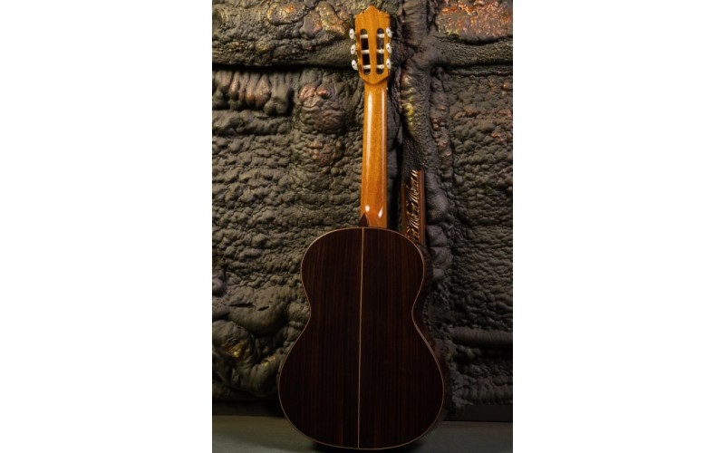 PEREZ 650 Cedar - классическая гитара
