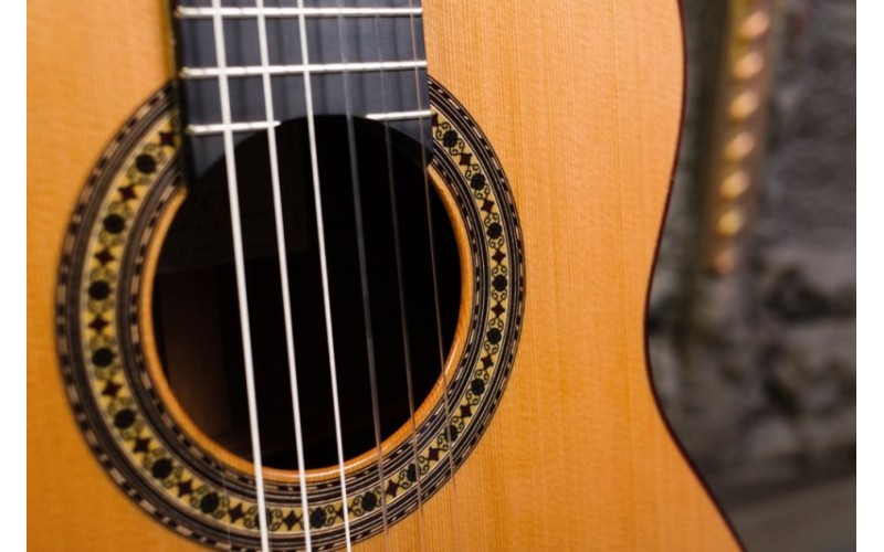 PEREZ 650 Cedar - классическая гитара