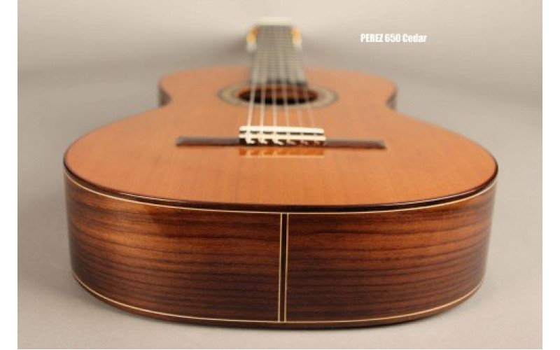 PEREZ 650 Cedar - классическая гитара