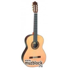 PEREZ 650 Spruce - классическая гитара