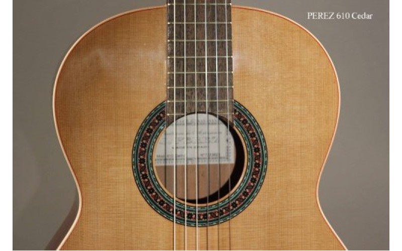 PEREZ 610 Cedar - классическая гитара