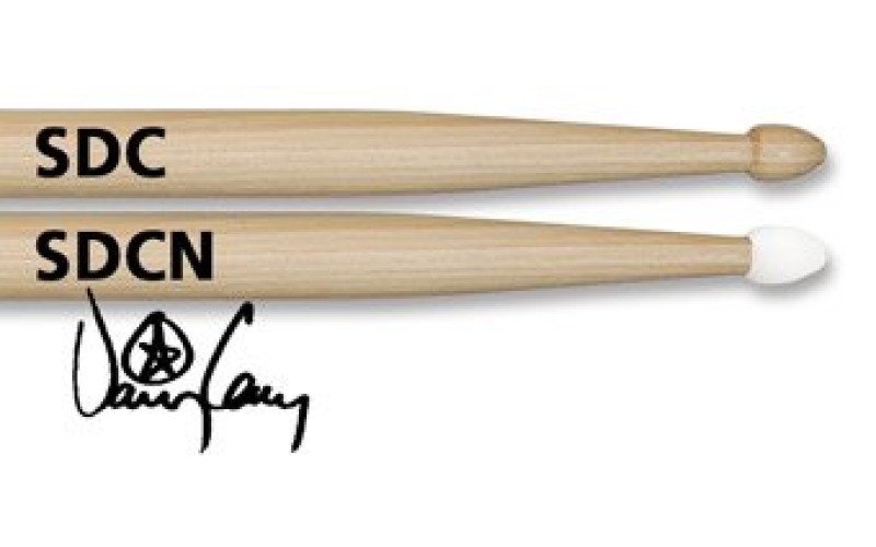 VIC FIRTH SDС - барабаннные палочки Danny Carey, деревянный каплевидный наконечник