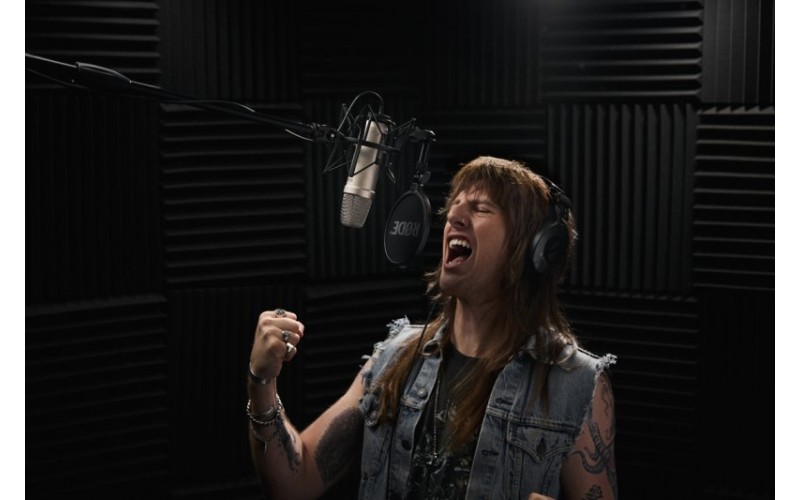 RODE NT1 5th Generation Silver студийный микрофон с конденсаторным капсюлем HF6 + крепление