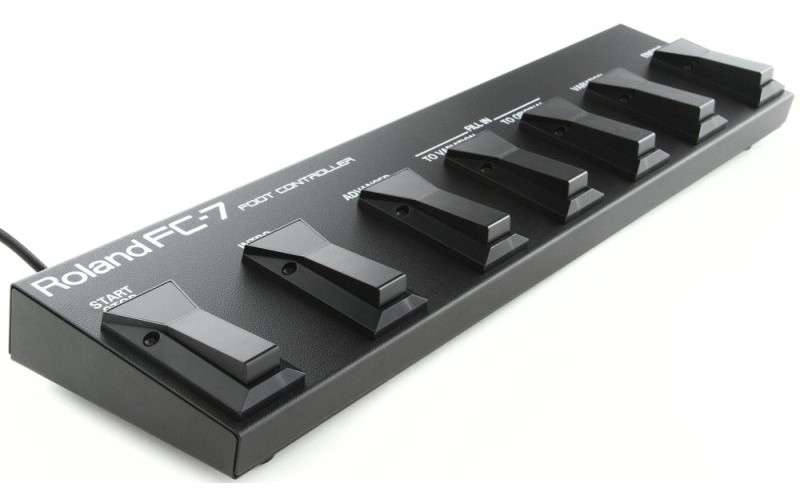 ROLAND FC-7 - напольный контроллер (Foot-контроллер)