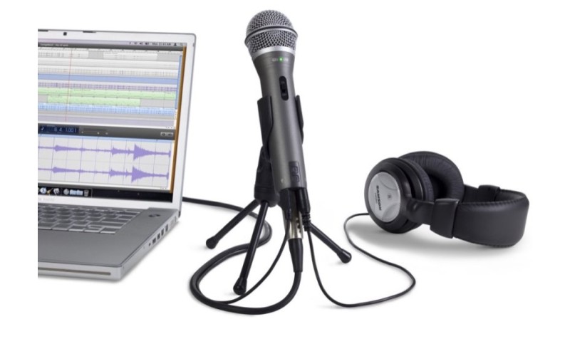 Samson Q2U Комплект: USB-микрофон Q2 (разъёмы XLR+USB), наушники HP20