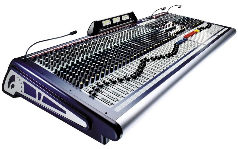 SOUNDCRAFT GB8-24 - микшер 24 моно, 4 стерео, 8 Aux