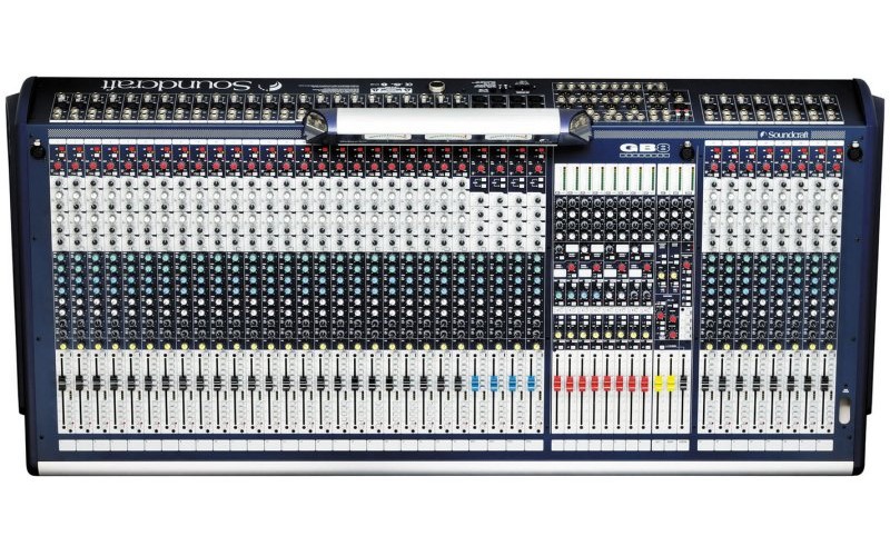 SOUNDCRAFT GB8-32 - микшерный пульт 32 моно+4 стер., 8 групп, 8 AUX