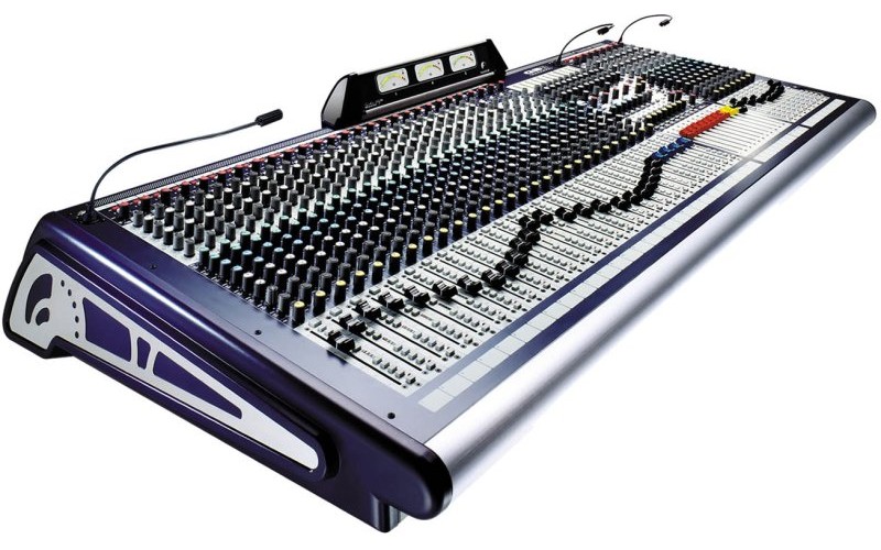 SOUNDCRAFT GB8-48 - микшер 48 моно, 4 стерео, 8 Aux
