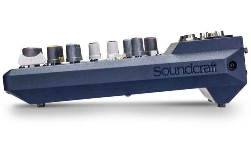 Soundcraft Notepad-8FX - компактный 8-канальный микшерный пульт с процессором эффектов Lexicon и USB