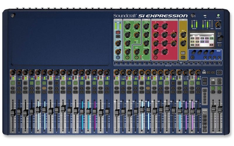 Soundcraft Si Expression 3 цифровой микшер, 32 мик/лин XLR входа, 16 XLR выходов, 30 фэйдеров в одно