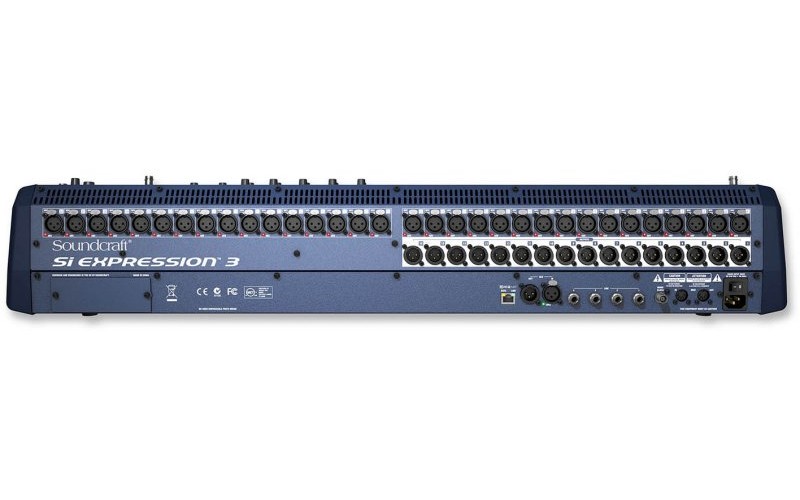 Soundcraft Si Expression 3 цифровой микшер, 32 мик/лин XLR входа, 16 XLR выходов, 30 фэйдеров в одно
