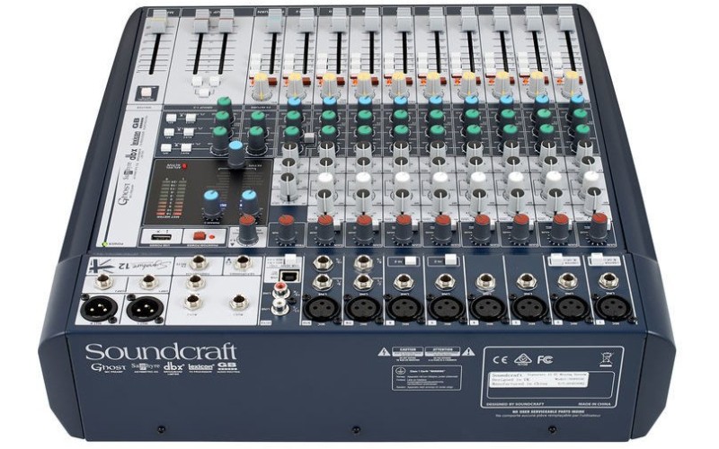 Soundcraft Signature 12 - аналоговый микшерный пульт, 12 вх., 8 x preamps, 2 x dbx Lim., 2 x USB in