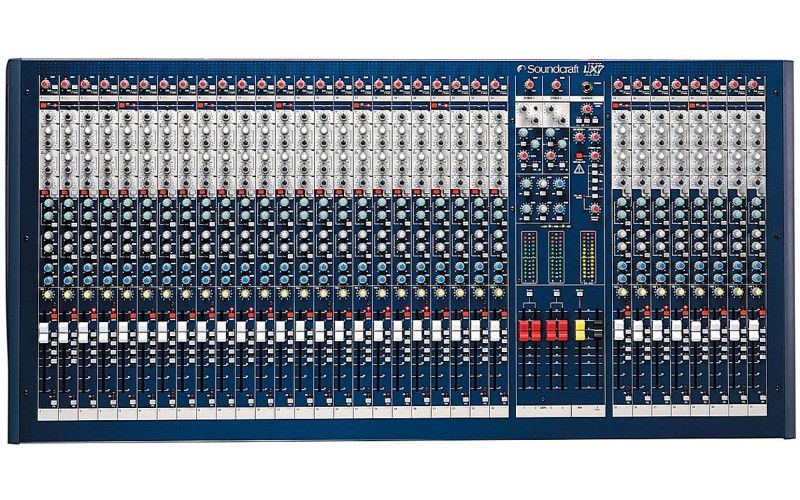 SOUNDCRAFT SPIRIT LX7ii 24CH 24+4/4/3 концертная микшерная консоль