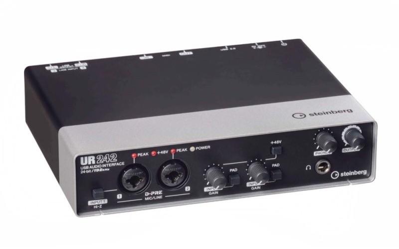 STEINBERG UR242 - Аудиоинтерфейс USB, звуковая карта