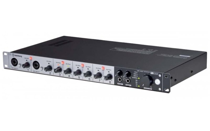 STEINBERG UR824 - Аудиоинтерфейс USB, звуковая карта