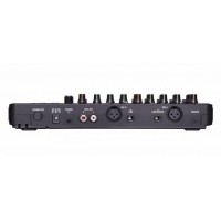 TASCAM DP-03SD компактная 8-канальная портастудия с возможностью записи на SD-карты памяти.