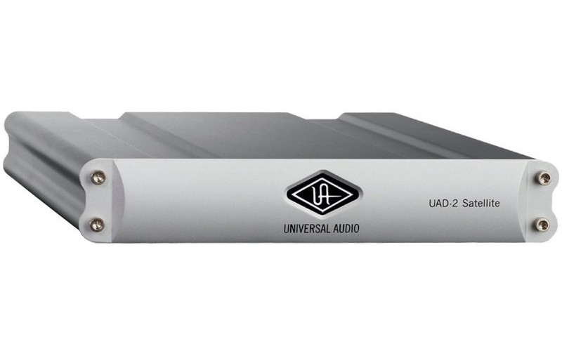 Universal Audio Apollo QUAD FireWire Аудиоинтерфейс с DSP для Mac или PC, IEEE1394b