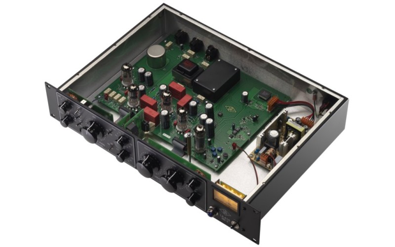 Universal Audio LA-610 MkII Одноканальный ламповый предусилитель с лимитером