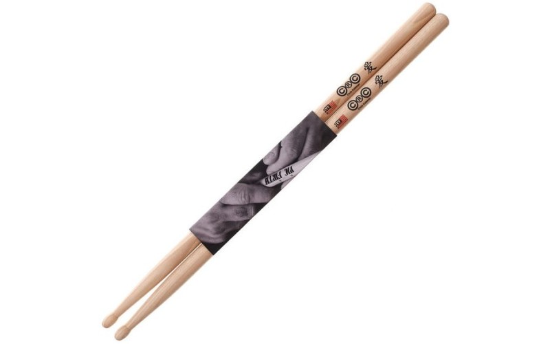 VIC FIRTH SCOL Signature Series Chris Coleman барабанные палочки, орех