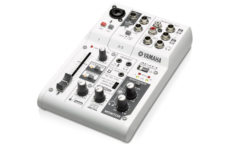 YAMAHA AG03 - многоцелевой 3-канальный микшер с USB-аудиоинтерфейсом
