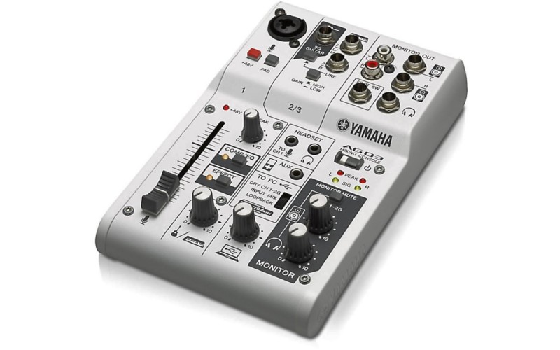 YAMAHA AG03 - многоцелевой 3-канальный микшер с USB-аудиоинтерфейсом