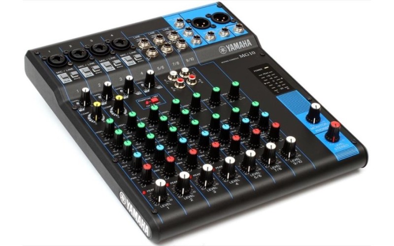 YAMAHA MG10 - микшерный пульт